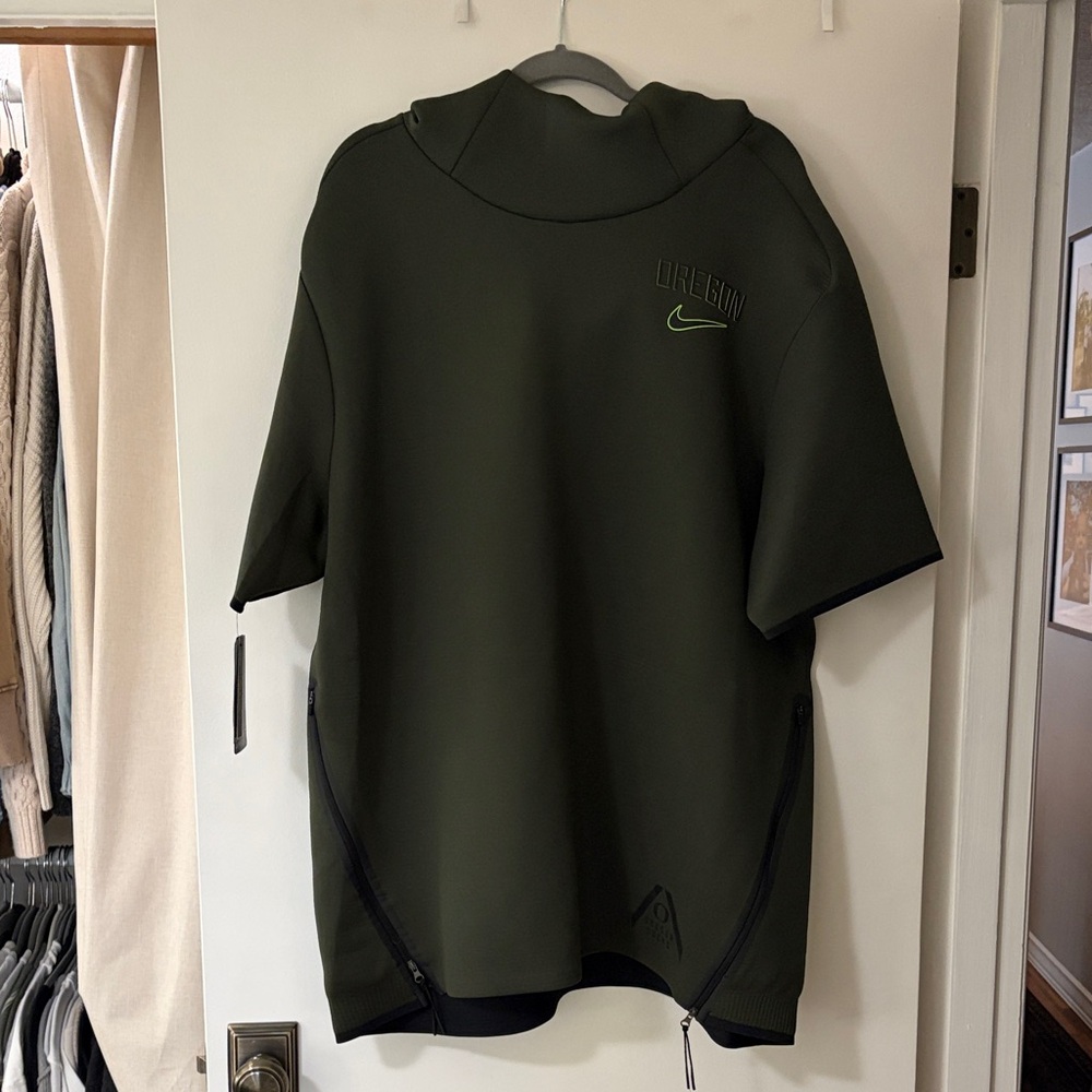 Oregon Ducks Nike Dark Green Short Sleeve Hoodie